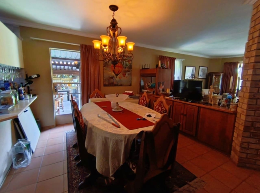 7 Bedroom Property for Sale in Langenhovenpark Free State